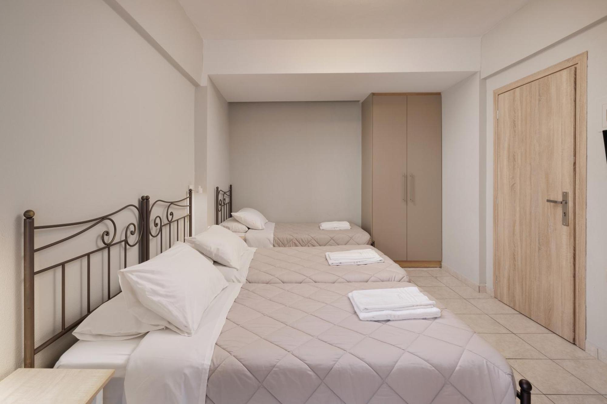 Louvre Hotel Гоувия Экстерьер фото